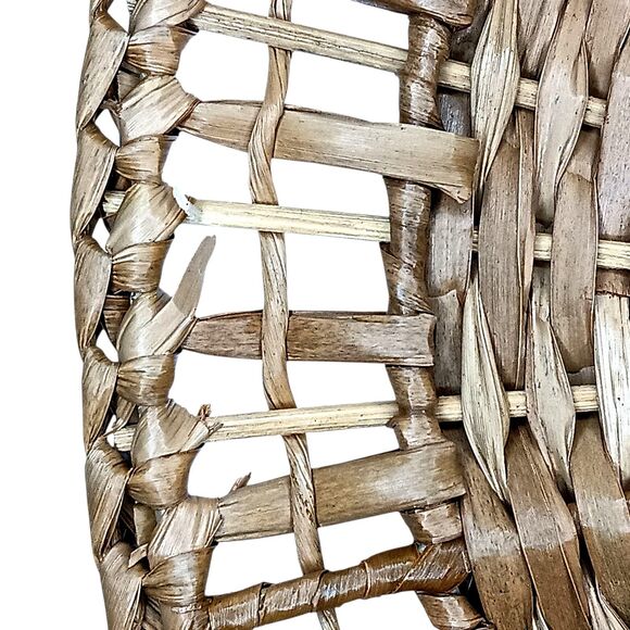 Set Of Four Brown Woven Rattan Placemats Charger Plates Open Weave Design 13" - Picture 8 of 11